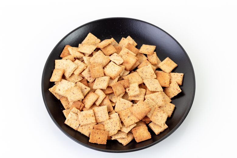 Bezglutēna vegāniskā uzkoda "TEV" (1 kg)